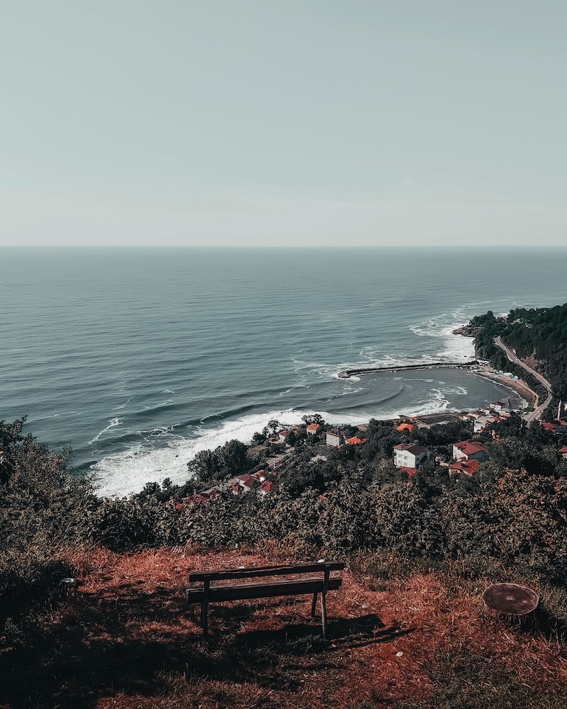 Kumsalda Deniz Fenerleri ve Tarih Kumsalda Deniz Fenerleri ve Tarih